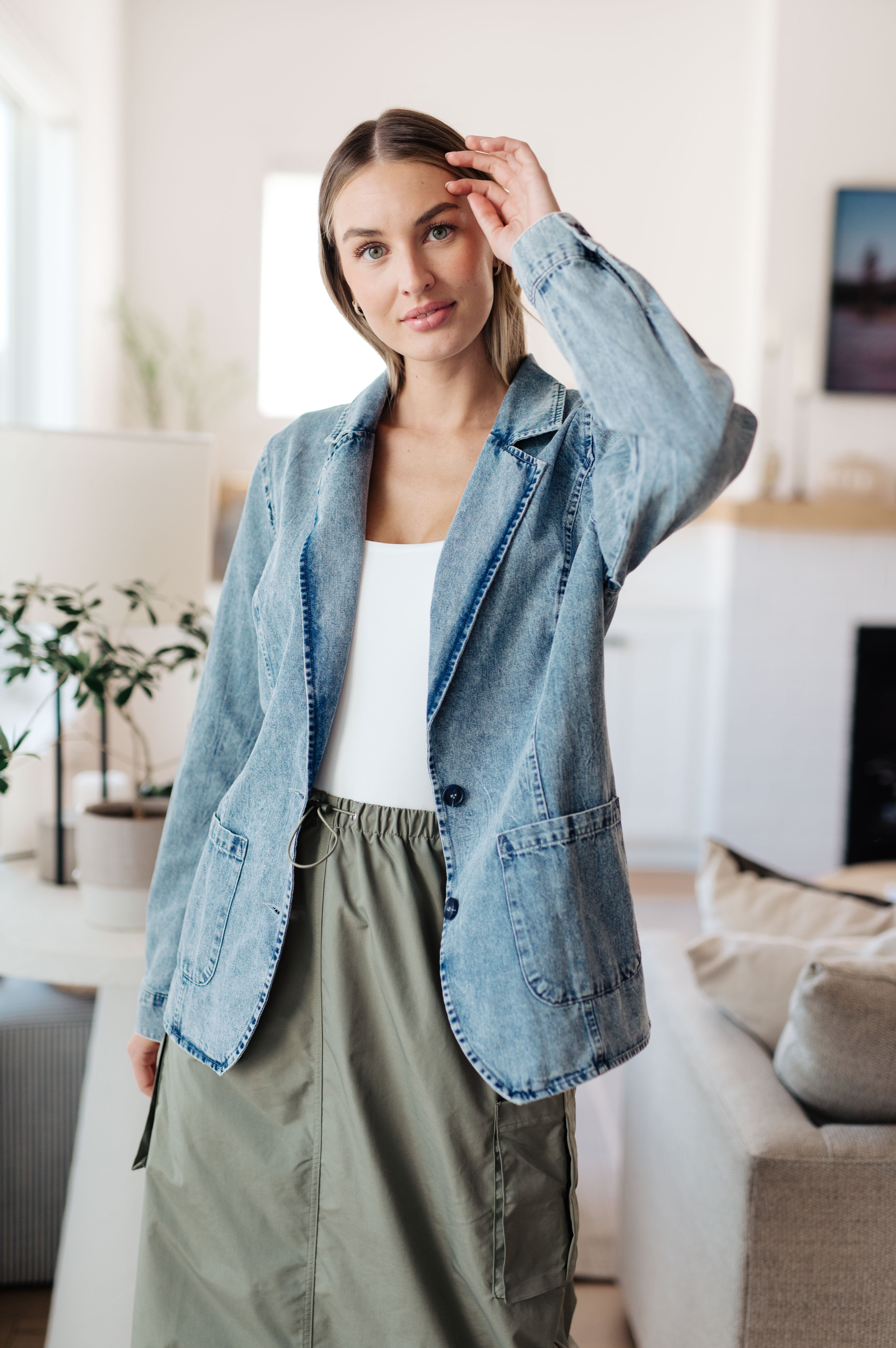 BusinessBrunchDenimBlazerstyled3